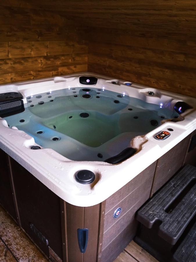 Gite Du Mas De La Finiere ,Avec Spa Interieur Chateaurenard Ngoại thất bức ảnh